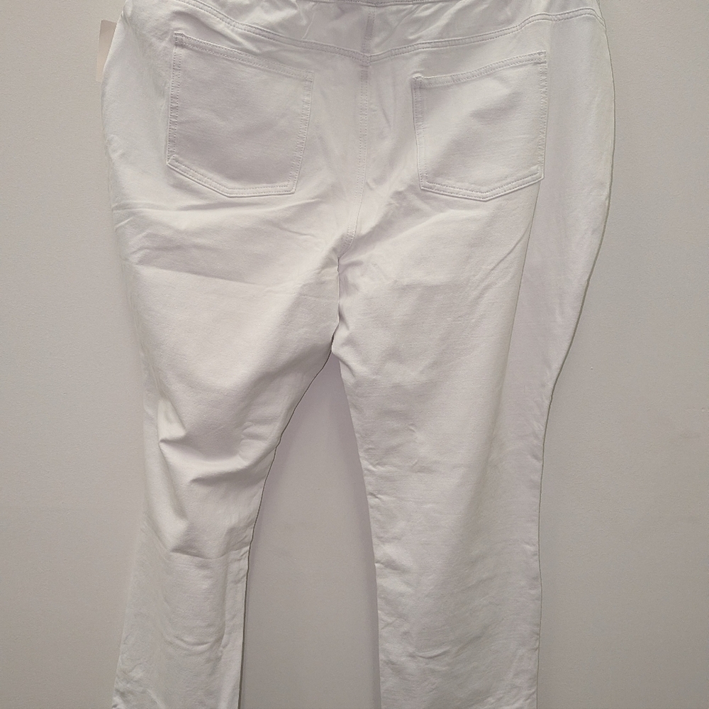 Dream Jeanwee by Quacker Factory White Pull-On Pants - Picture 11 of 14